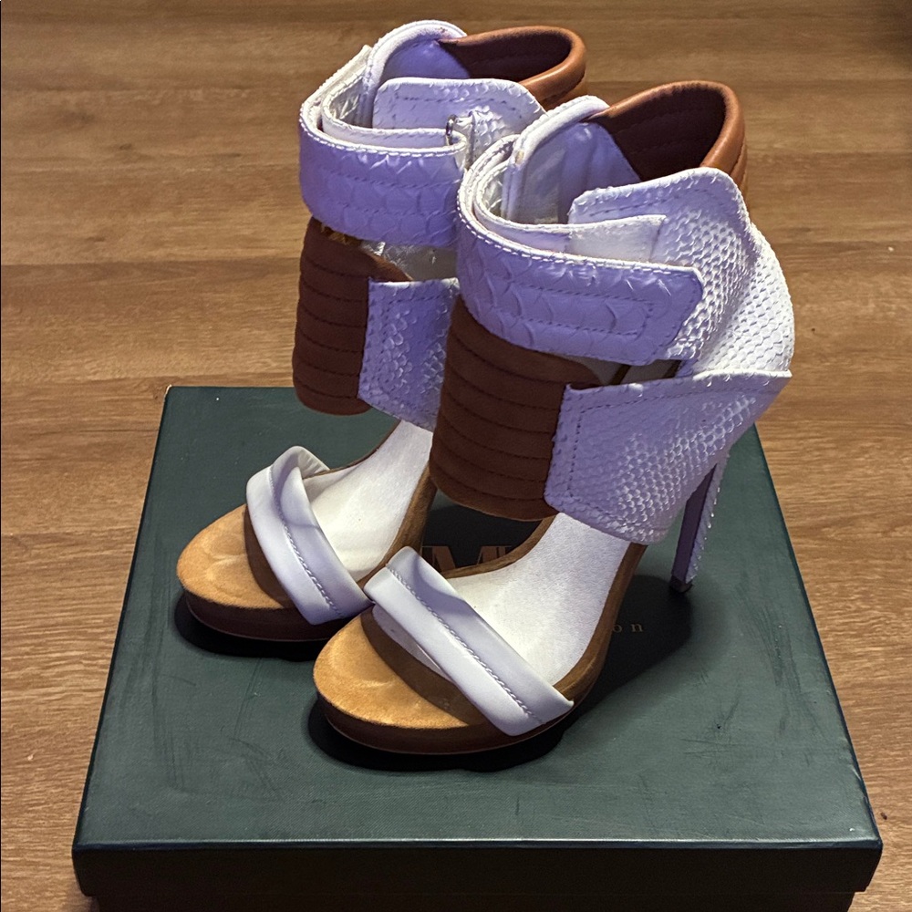 MIA White and Brown Textured Heels